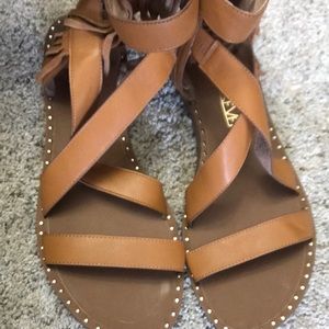 Sandal Gladiator style